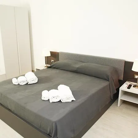 Orizzontemare Beachside Suites Apartman *